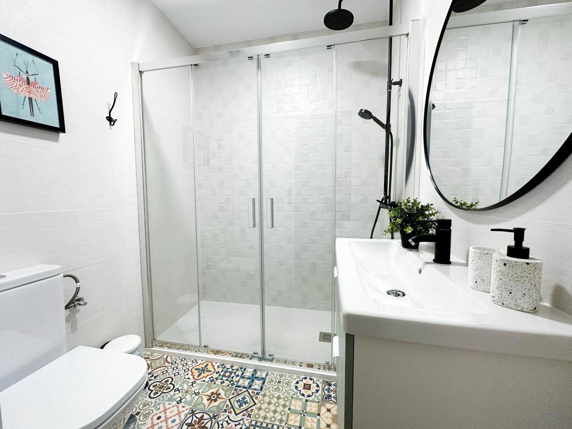 Belleza Y Estetica Modernista En Pleno Centro Alicante Zewnętrze zdjęcie